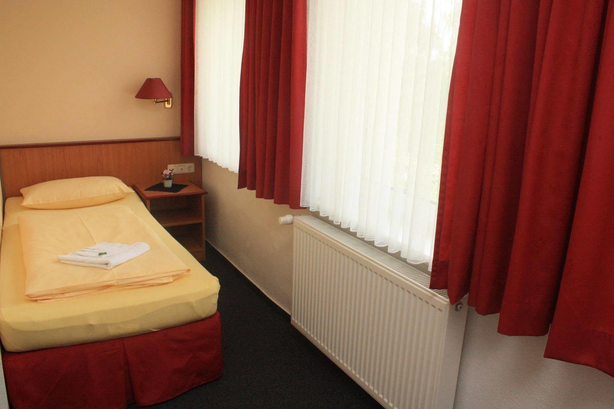 טאלה Hotel Harzresidenz מראה חיצוני תמונה